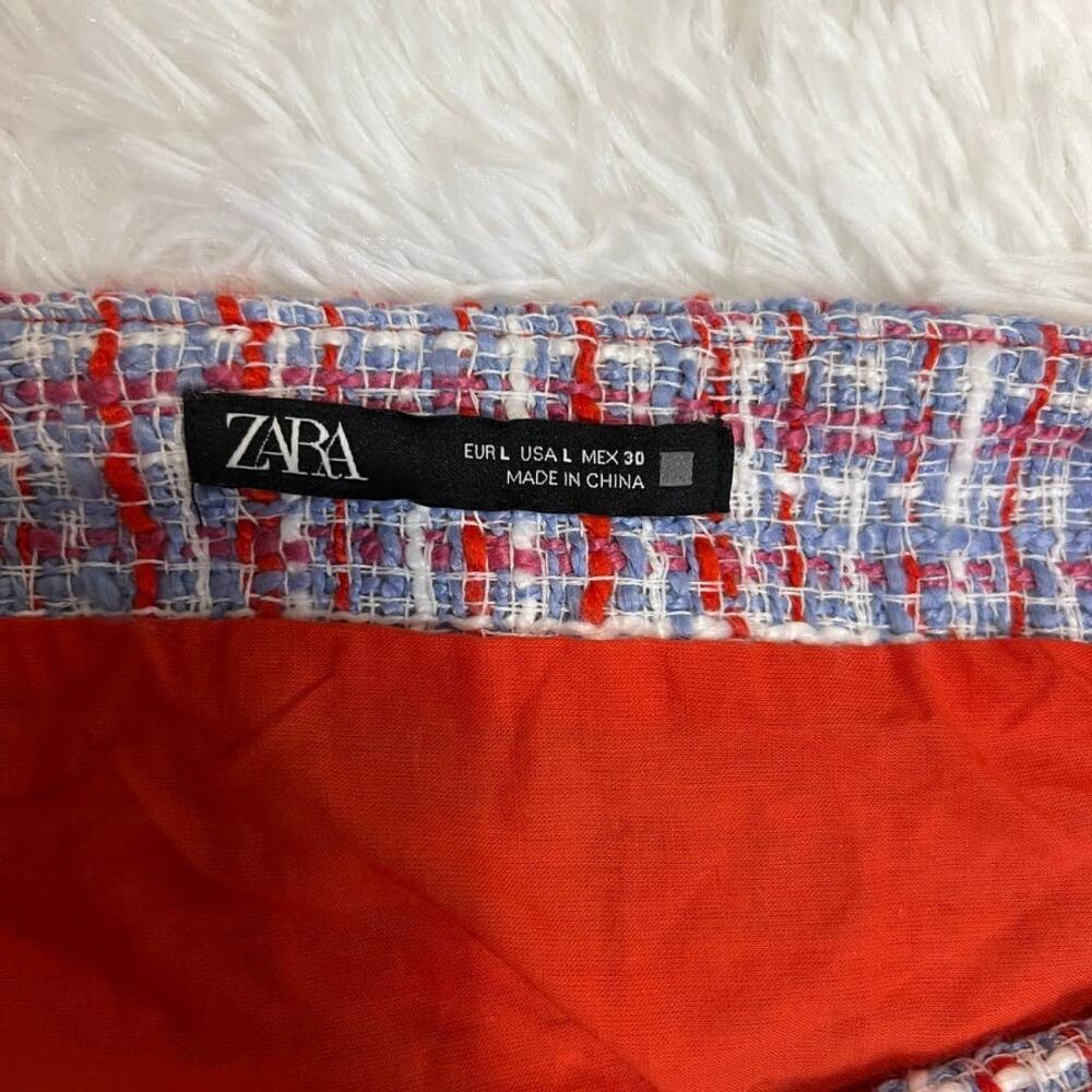 Like New Zara Tweed Mini Skirt with Pearl Buttons Blue, Pink, Red, White Size L - Picture 4 of 9